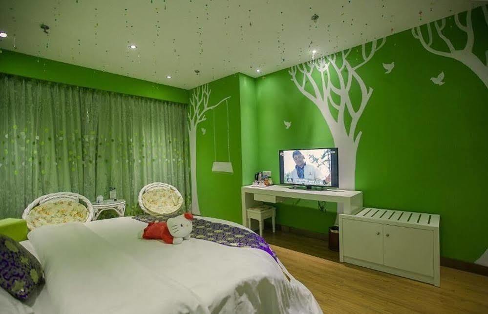 Chongqing Xinhao Theme Hotel ภายนอก รูปภาพ